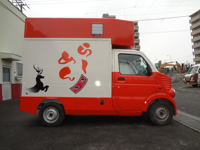 埼玉県八潮市、らーめんたか様の移動販売車を製作しました